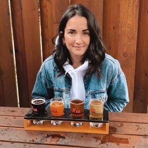 Meet your Posher, Naomi